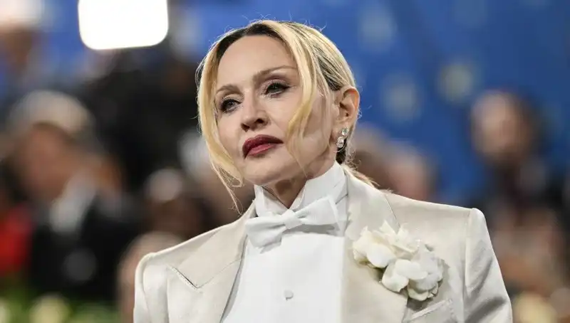 Madonna'nın Tartışmalı Diyeti: Kanserle Mücadelede Yeni Umut mu?