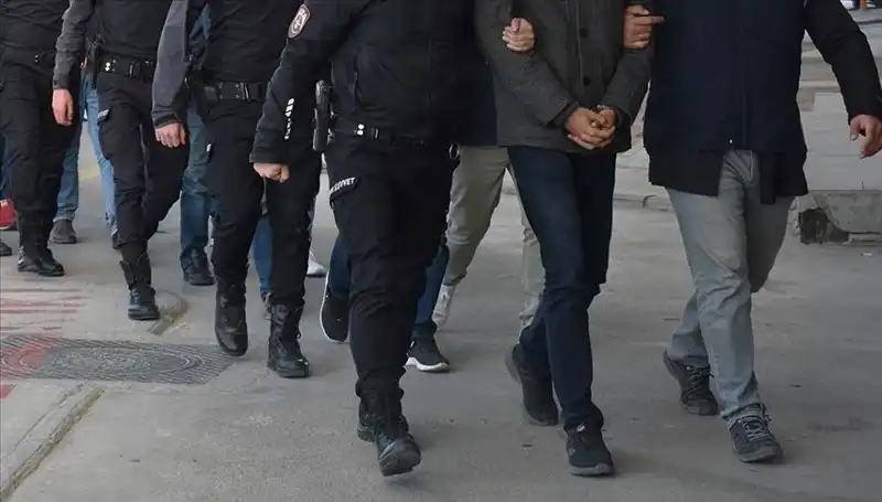 FETÖ’yle Mücadelede Yeni Bir Darbe: 5 İlde 10 Gözaltı