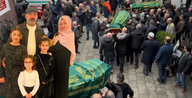 Rize'nin Kalbi Strasbourg'da Yaşamını Yitiren Kız Kardeşlere Veda Etti