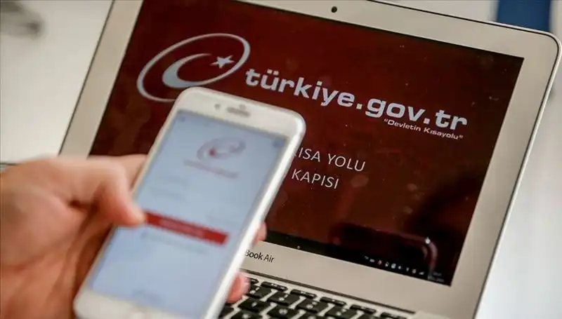 Türkiye'de e-Devlet Reformu: 8 Bini Aşkın Hizmet Tek Tıkla Erişiminizle