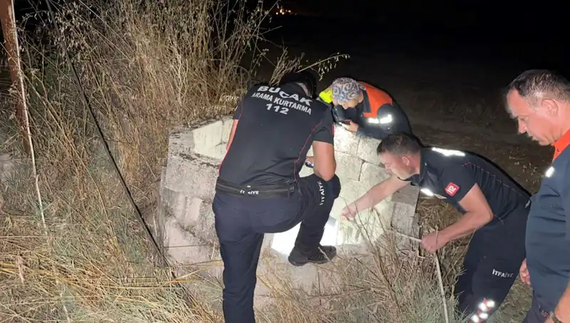 Burdur'da Kuyuya Düşen Kedi İtfaiye Ekipleri Tarafından Kurtarıldı