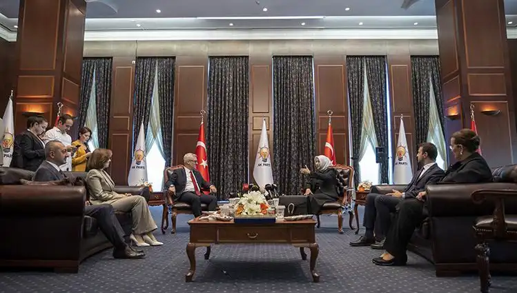 AK Parti Bayramlaşma Programı Açıklandı: CHP Daveti Yok!