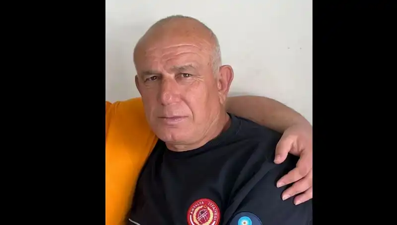 Mantar Tüketimi Sonrası İtfaiyeci Hayatını Kaybetti: Olayın Ardındaki Gerçekler