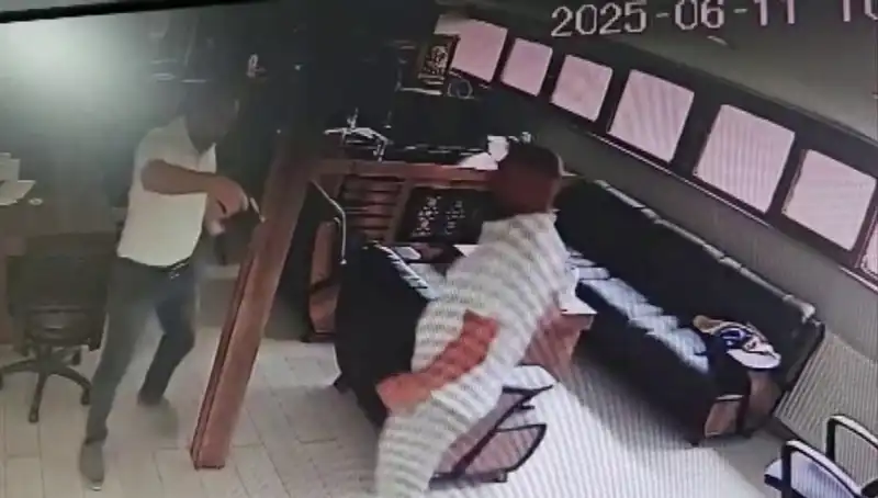 Alacak Verecek Tartışması Kanlı Bitti: İşyeri Kalfa'sı Cinayetle Yüzleşiyor