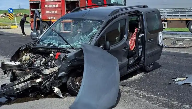 Ankara Yolunda Feci Kaza: Üç Yaralı, Olayın Ayrıntıları Ortaya Çıktı