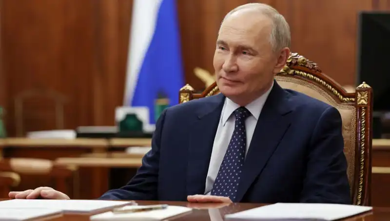 Putin, Çin ile Uzayda Büyük Hedefler Belirledi!
