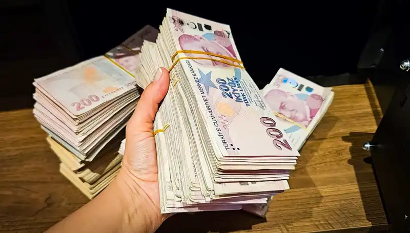 Türkiye'deki Mevduatların Miktarı 12 Trilyon Lirayı Aştı: Ekonomik Etkiler