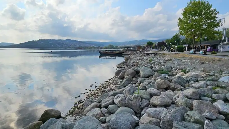Sapanca Gölü'nde Su Seviyesi Alarm Veriyor: Nedenleri ve Çözüm Önerileri