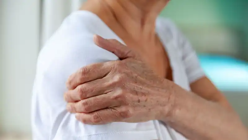 Akciğer Kanserinin Sessiz İşareti: Göz Ardı Edilen Belirtiler