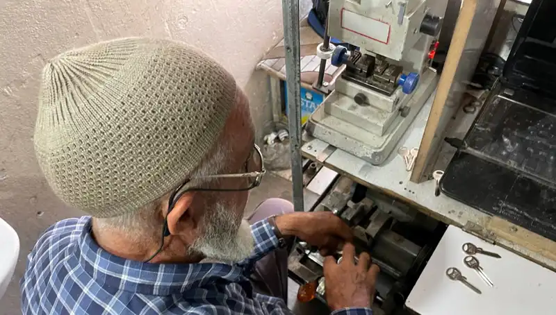 28 Yılda 4 Metrekarelik Dükkanda Yaşanan İlginç Hikaye