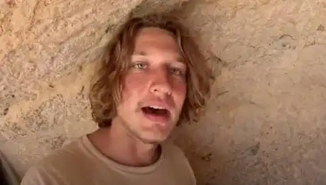 ABD'li Turist, Yasaklı Kızılderili Kabile Adasına Girdiği İçin Tutuklandı